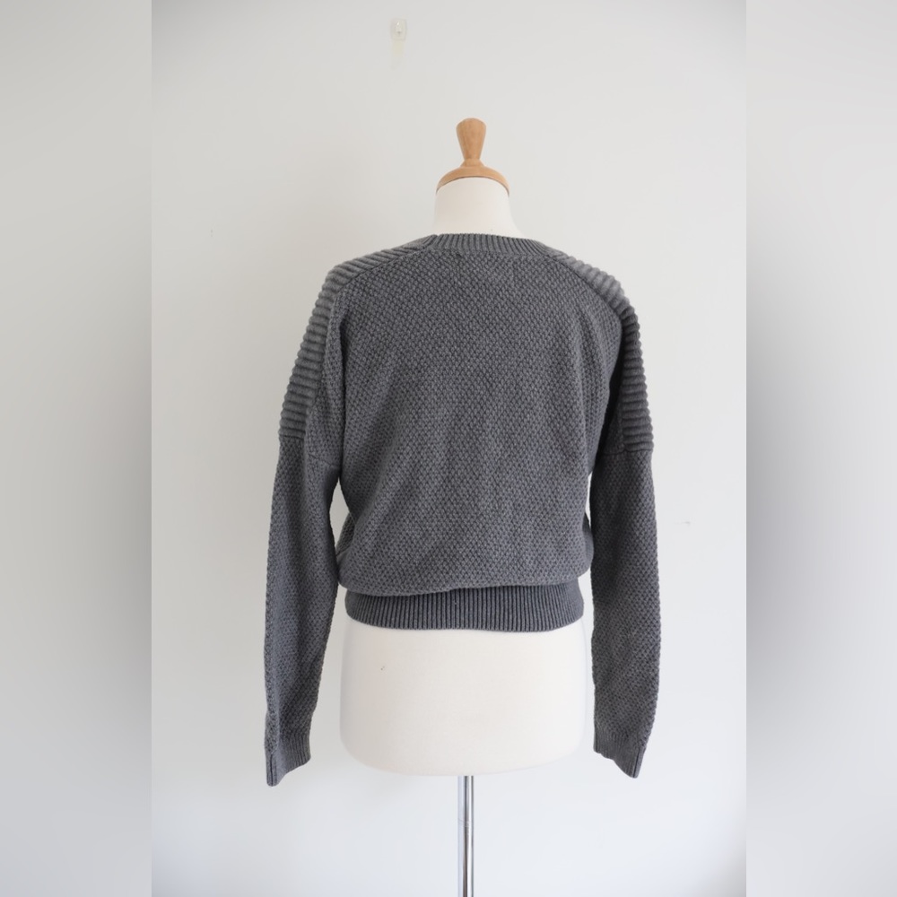 Banana Republic Heritage Collection Gray Knit Sweater Small (S) - Picture 4 of 5